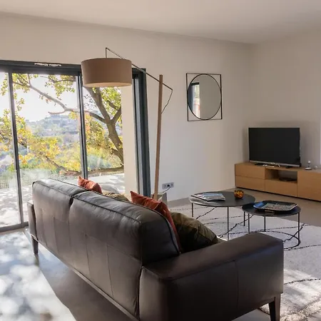 Domaine 669, Contemporaine Et De Prestige Villa