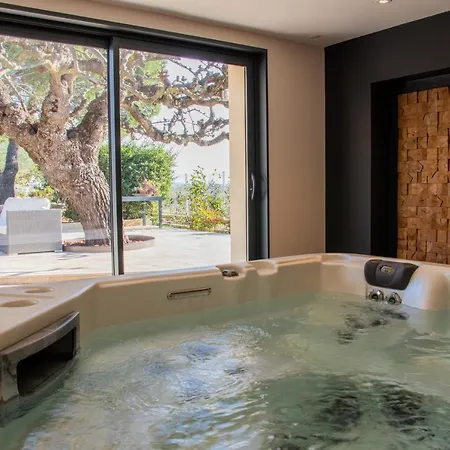 Domaine 669, Contemporaine Et De Prestige Villa Alès