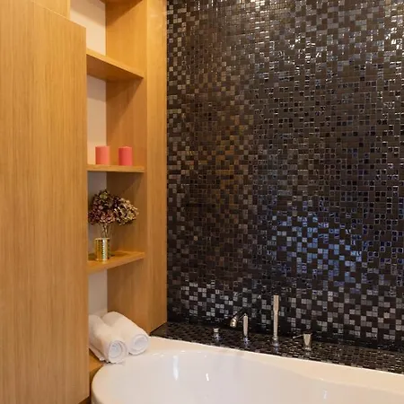 Domaine 669, Contemporaine Et De Prestige Alès