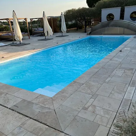 Domaine 669, Contemporaine Et De Prestige Villa